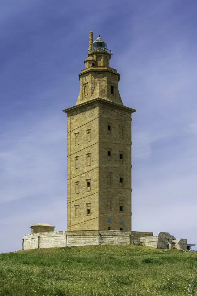 De Toren van Hercules in A Coruña, de oudste werkende Romeinse vuurtoren ter wereld