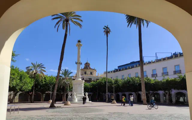 Foto van plaza de la constitucion (plaza vieja) in Almeria Foto van plaza de la constitucion (plaza vieja) in Almeria