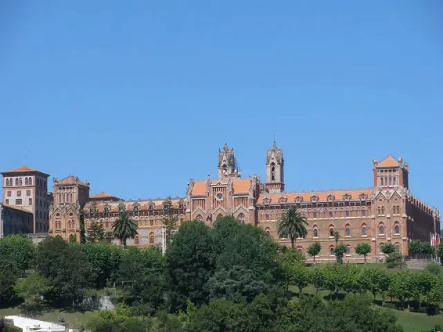 De Universidad Pontificia in Comillas