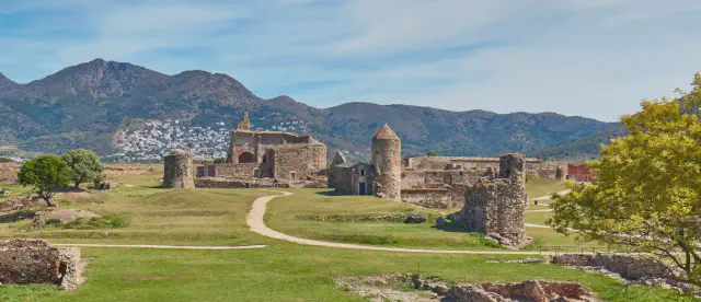 header afbeelding van Roses in Spanje header afbeelding van Roses in Spanje