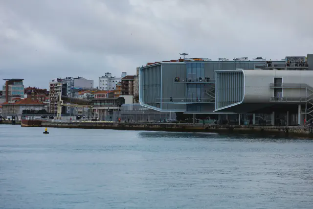 Het moderne Centro Botín, cultureel centrum aan de haven van Santander