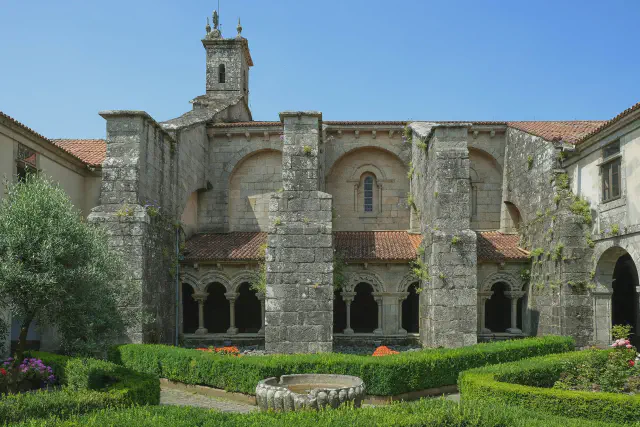 Het imposante Mosteiro de San Martiño Pinario in Santiago de Compostela Het imposante Mosteiro de San Martiño Pinario in Santiago de Compostela