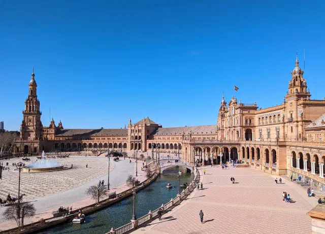 Indrukwekkend plein Plaza de Espana in Sevilla Indrukwekkend plein Plaza de Espana in Sevilla